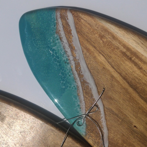 Lynn & Liana acacia Surfboard beach Charcuterie hostess Boards - Picture 5 of 11